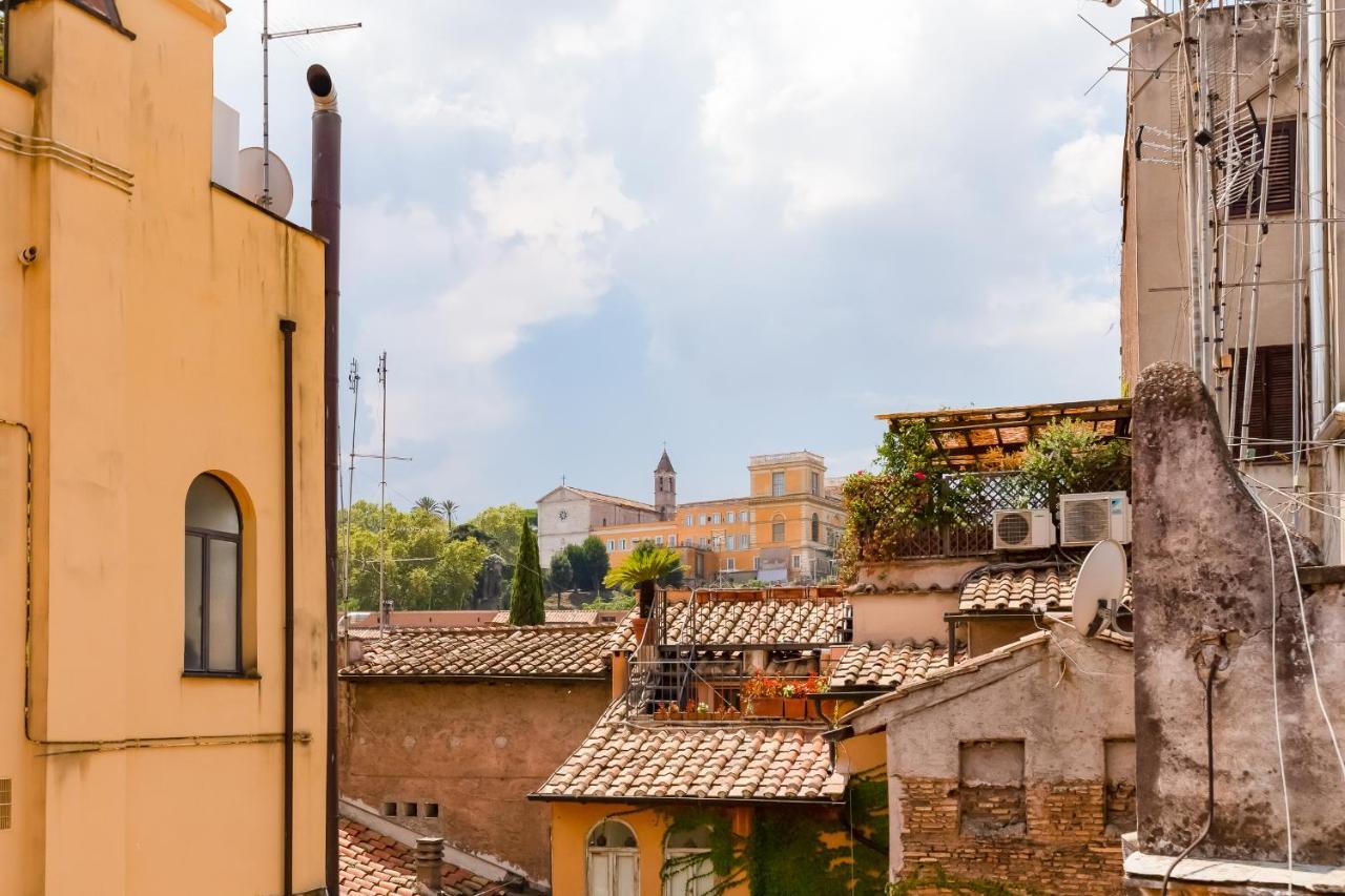 Romantic House With Terrace Экстерьер фото